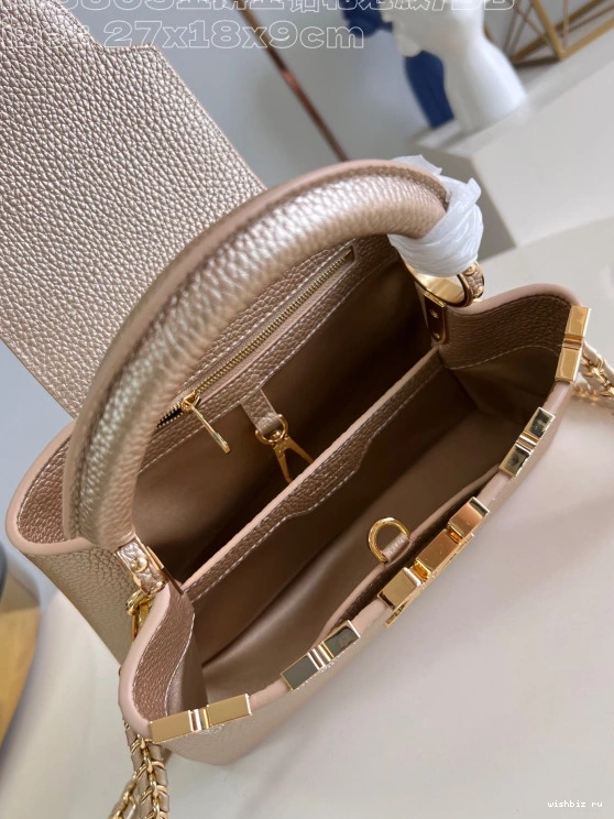 WIS CAPUCINES BB-27*18*9CM VUITTON LOUIS 1212